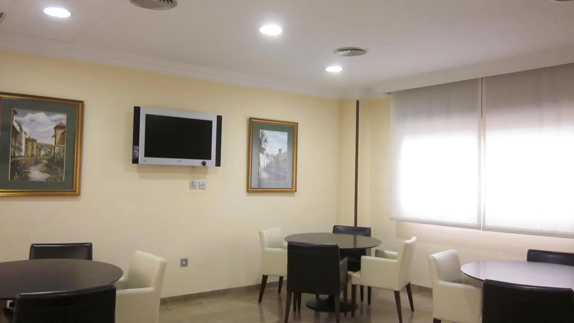 Hotel Elena Maria Granada 2*,  İspanya