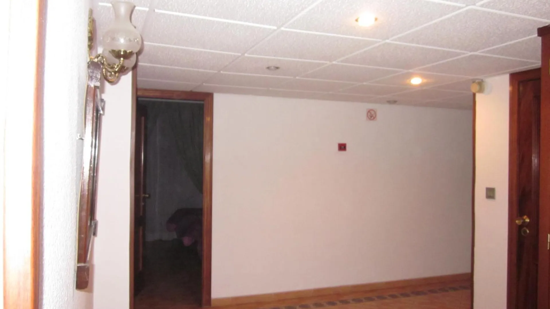 Hotel Elena Maria Granada 2*,  İspanya